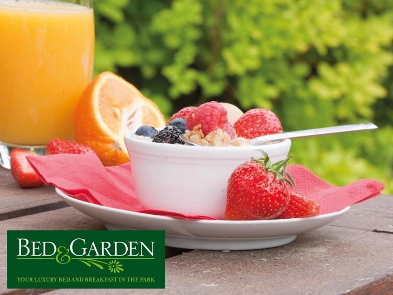 Bed&Garden Bed & Breakfast Cesate Exterior foto