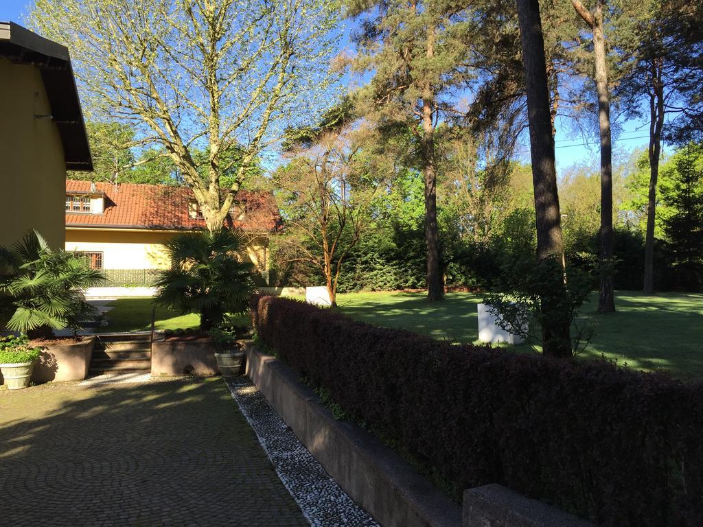 Bed&Garden Bed & Breakfast Cesate Exterior foto