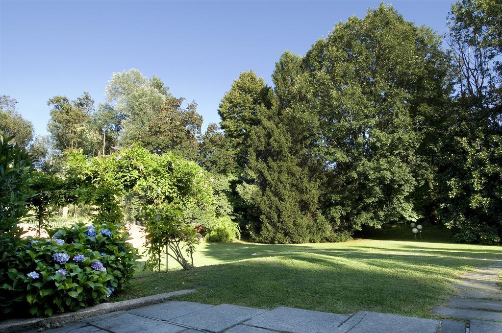 Bed&Garden Bed & Breakfast Cesate Exterior foto